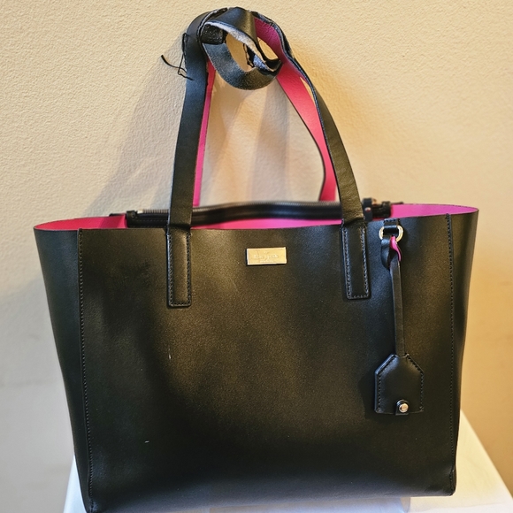 kate spade Handbags - Kate spade totes bag